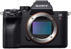 Фотоапарат Sony Alpha a7R IV body (ILCE7RM4B.CEC)