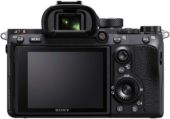 Фотоапарат Sony Alpha a7R III body (ILCE7RM3B.CEC)