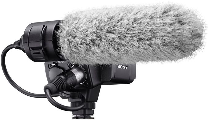 Комплект адаптера и микрофона Sony XLR-K2M