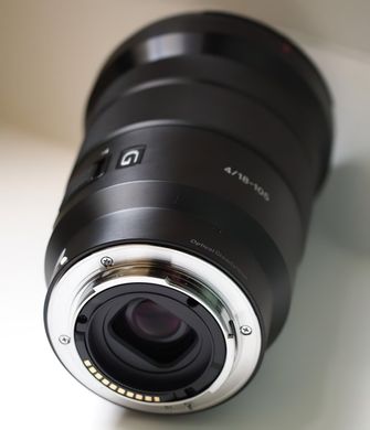 Объектив Sony E PZ 18-105 mm f/4.0 G OSS (SELP18105G.AE)