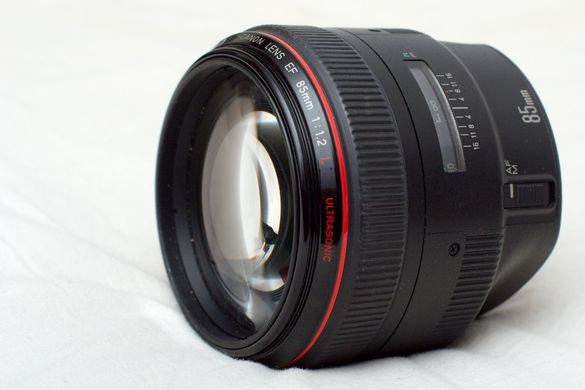 Об&#039;єктив Canon EF 85 mm f/1.2L II USM (1056B005)